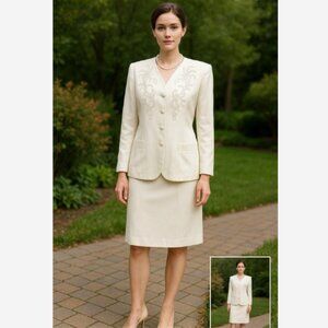 Vintage Jacqueline Ferrar Blazer Skirt Suit Set Size 10P Cream Embroidered